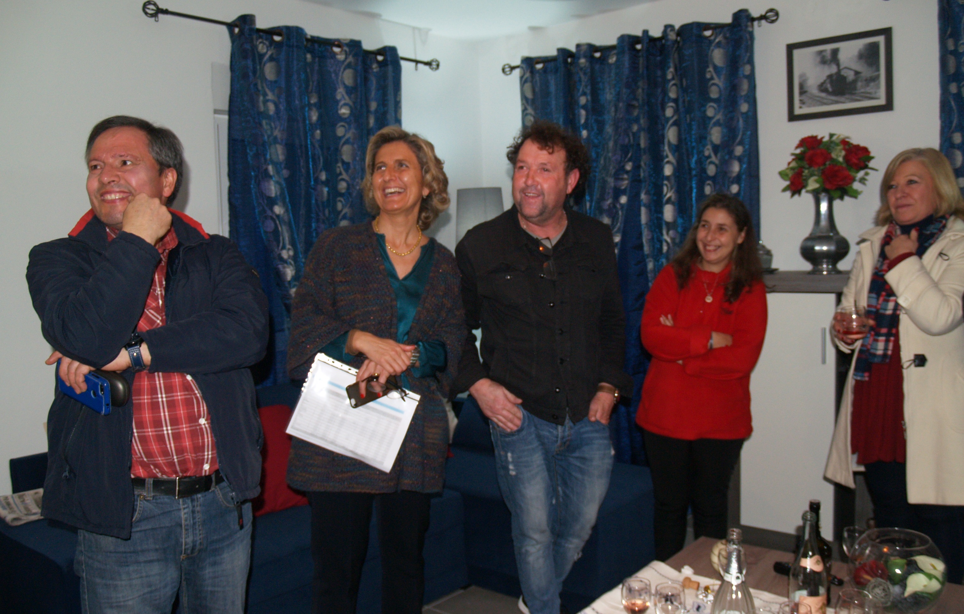 Durante a entrega da chave de casa de José Armando Roque